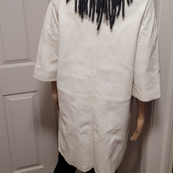 NWOT/ Vintage 1960's Leather White Coat - Picture 3 of 8